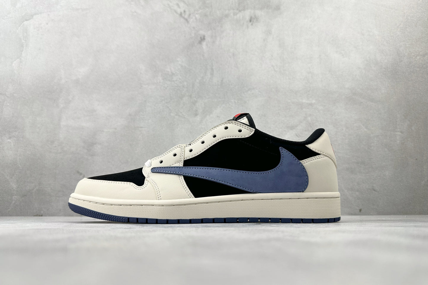 TRAVIS S x JORDAN 1 LOW