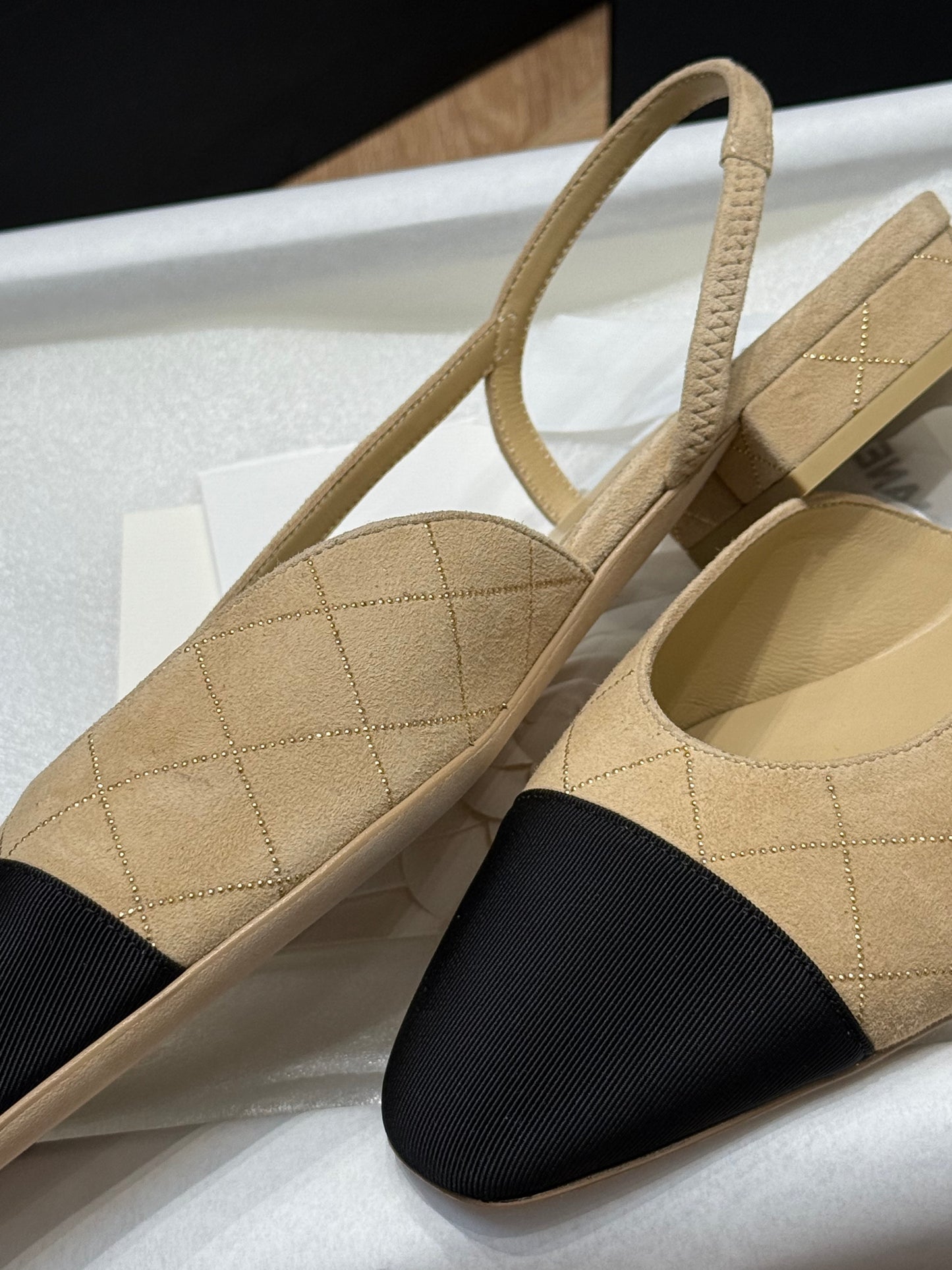 CC SLINGBACK PUMPS