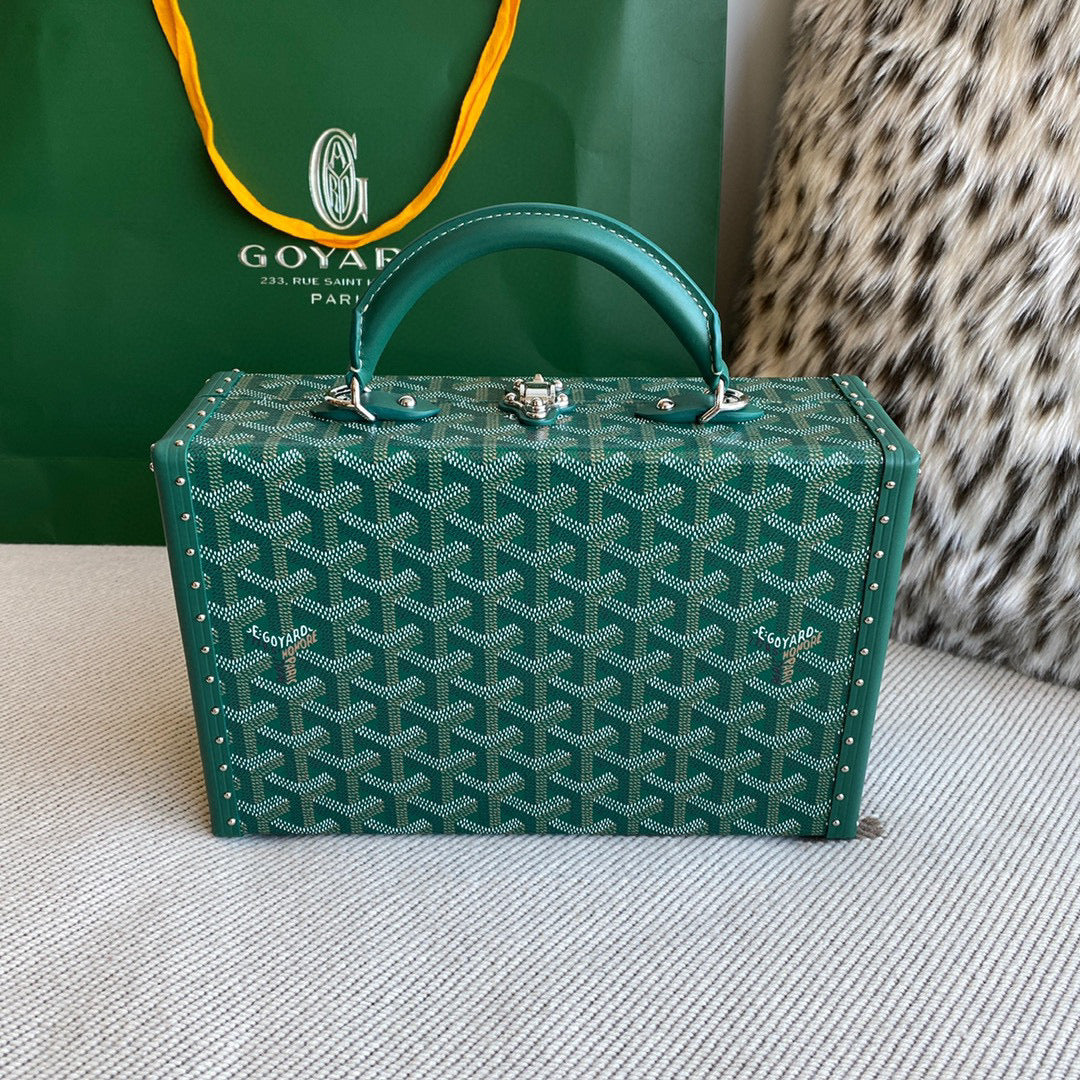 GOYA GRAND HOTEL TRUNK BAG