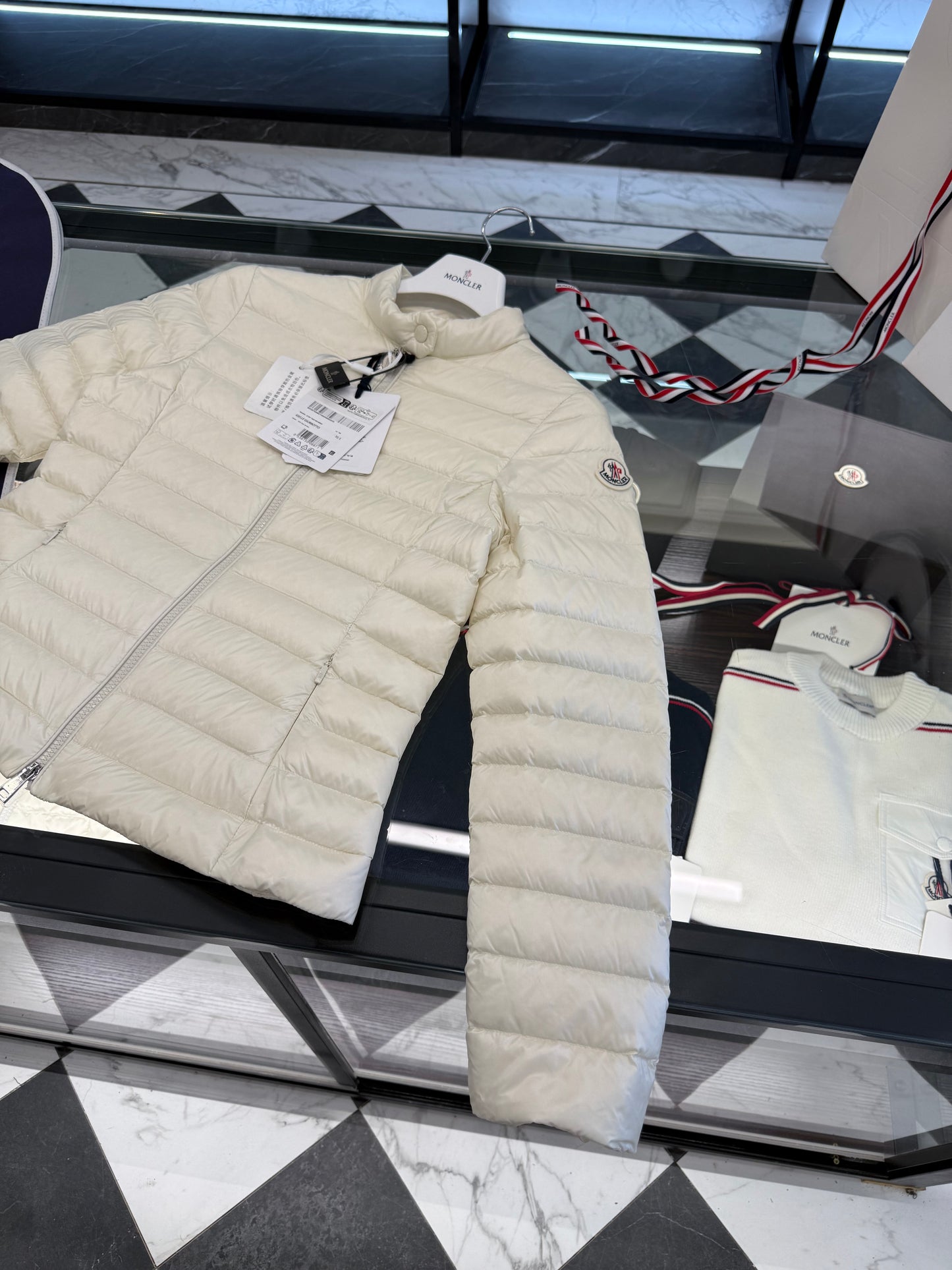MONC IGELLE JACKET