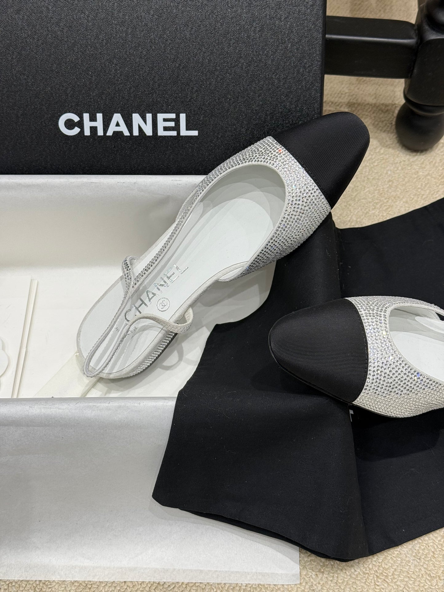 CC SLINGBACK PUMPS