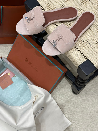 LORO P SUMMER CHARM SLIPPER