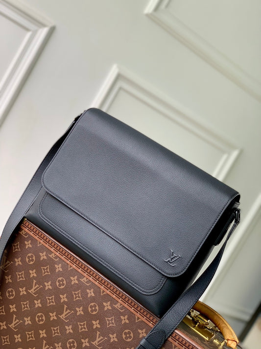 LOU SPEED MESSENGER BAG