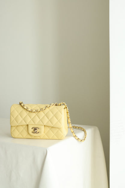 CC CLASSIC FLAP MINI BAG