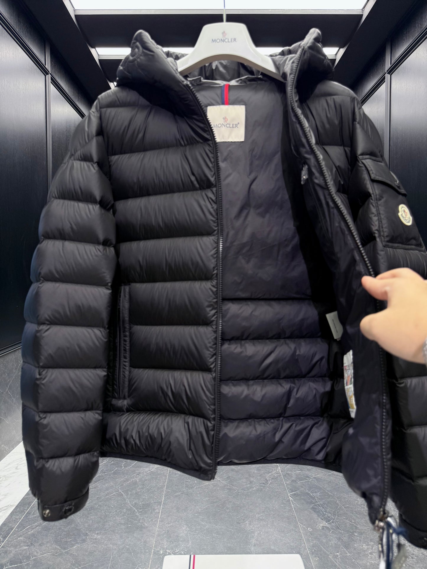 MONC NAJAN JACKET