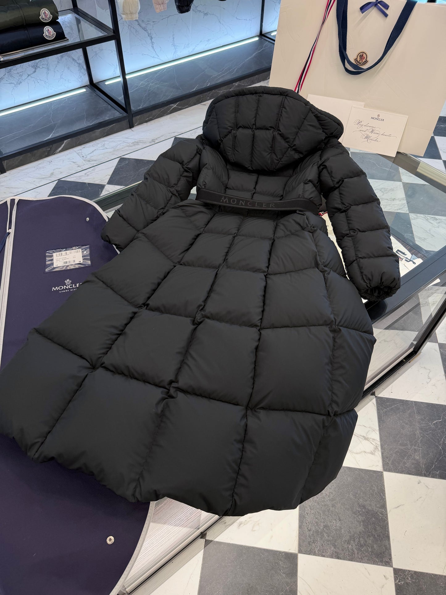 MONC FAUCON COAT