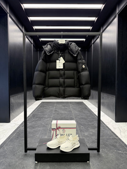 MONC VEZERE JACKET