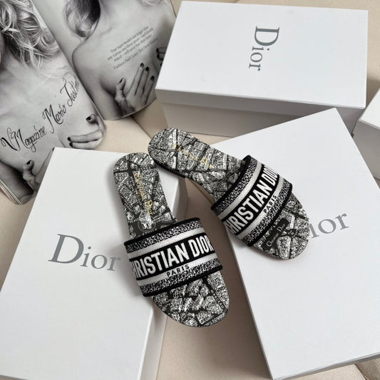 CD DWAY SLIDES