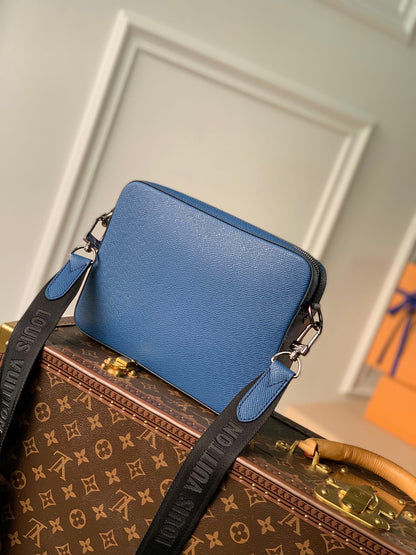 Trio messenger leather bag Louis Vuitton Multicolour in Leather