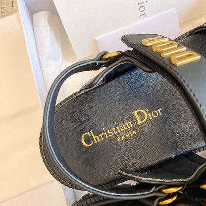 CD SANDALS