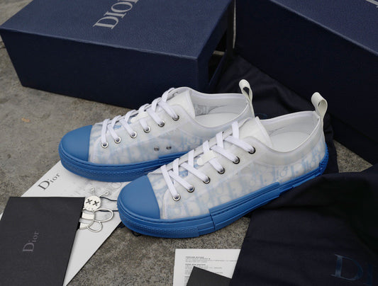 CD B23 SNEAKERS