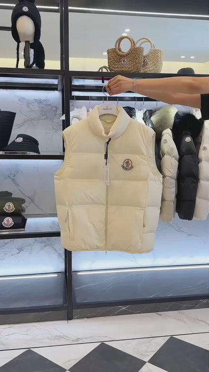MONC ALMAZ VEST