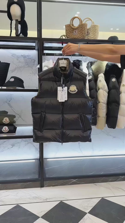 MONC LIPSI VEST