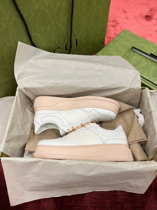 GG EMBOSSED SNEAKER