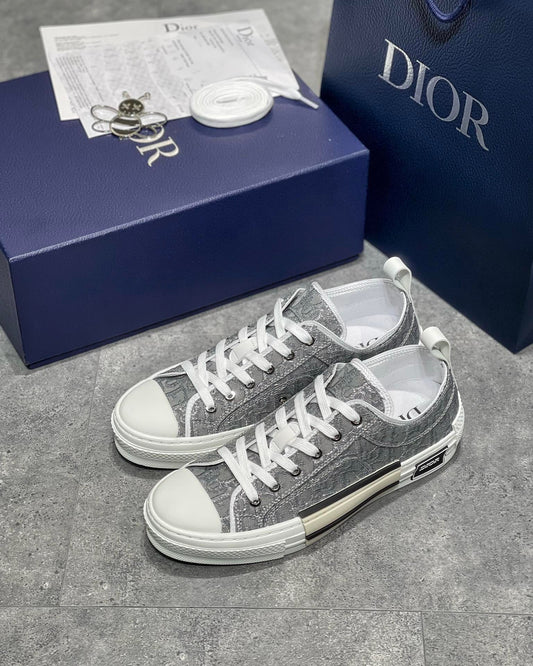 CD B23 SNEAKERS