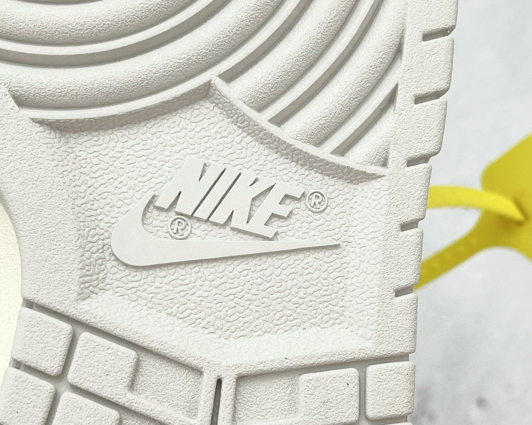 OFF WH DUNK LOW ND