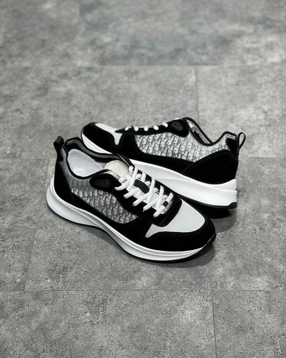 CD B25 SNEAKERS