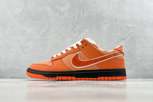 DUNK LOW ORANGE LOBSTER