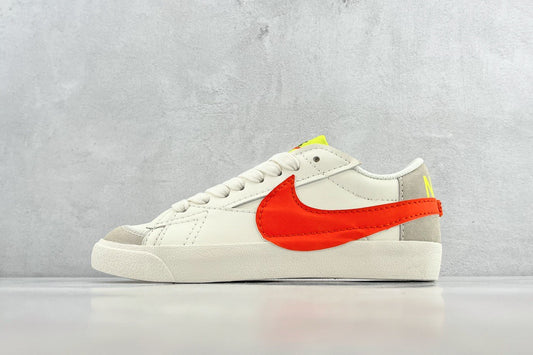 NIKE BLAZER LOW SWOOSH