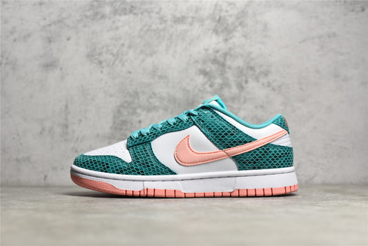 DUNK LOW SNAKESKIN