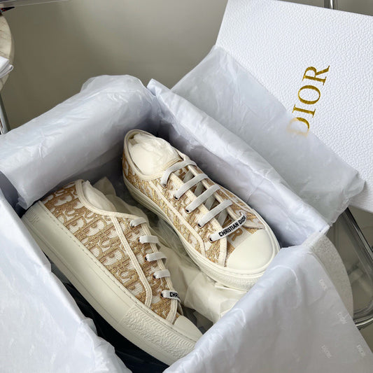 CD WALKN SNEAKER