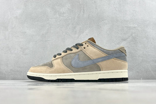 DUNK LOW x OTOMO KATUSHIRO